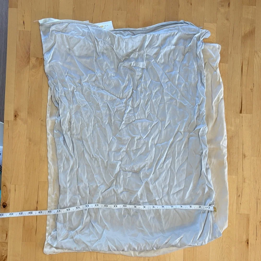 100% Mulberry Silk Pillowcase - Beige